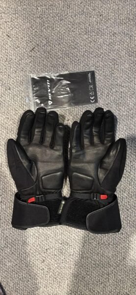 LADIES GORETEX GLOVES